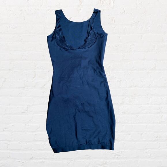 Maidenform black body contour dress - Picture 4 of 5